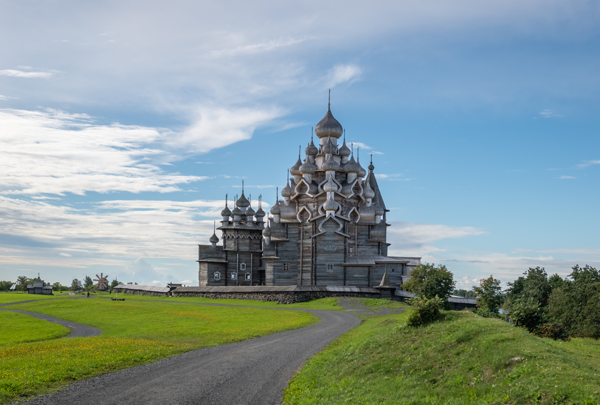 Кижи Преображенский храм 1714 г